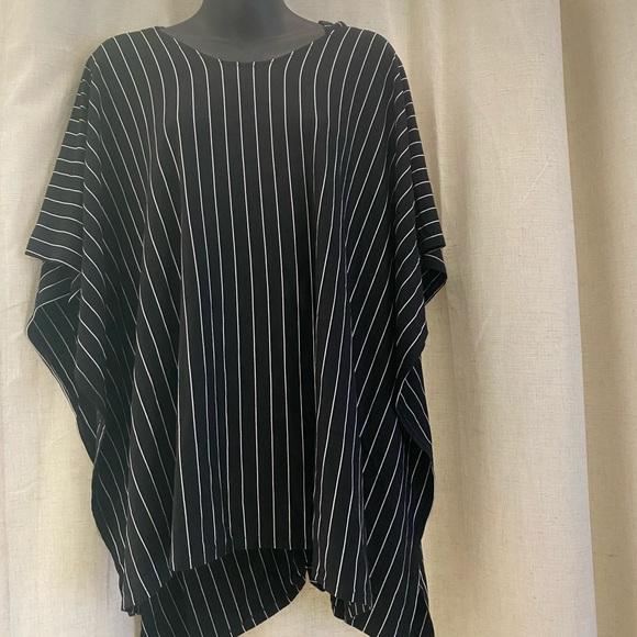 Bebe striped poncho with hood - Picture 1 of 4